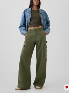 GAP Olive Army Green Khaki Cargo Pants “IT” Girl Pants Size 2